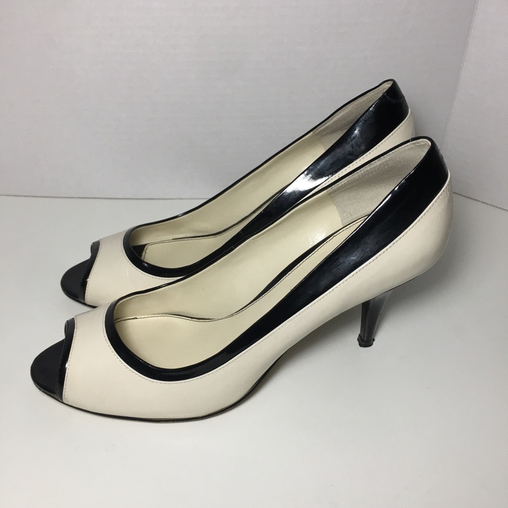 Bandolino Leather Peep toe Pumps SZ10